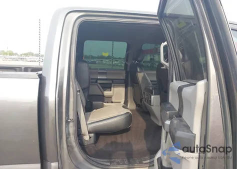 2017 Ford F-150 Xlt z USA, uszkodzony, nr VIN 1FTFW1EF4HKC97771